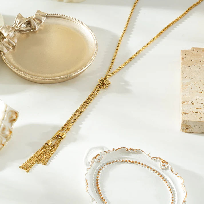Pio Tassel Gold Necklace