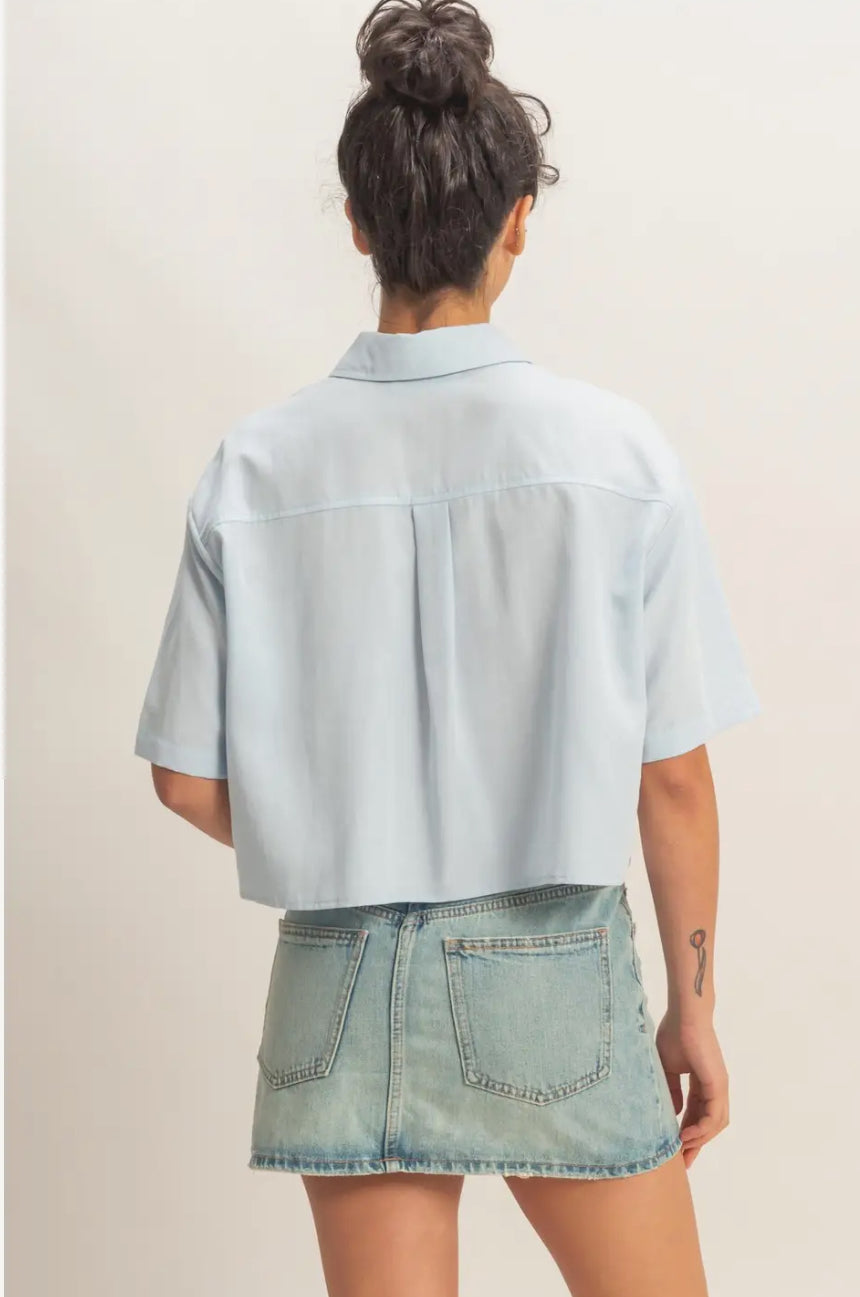 Linnie Light Blue Crop Button up top