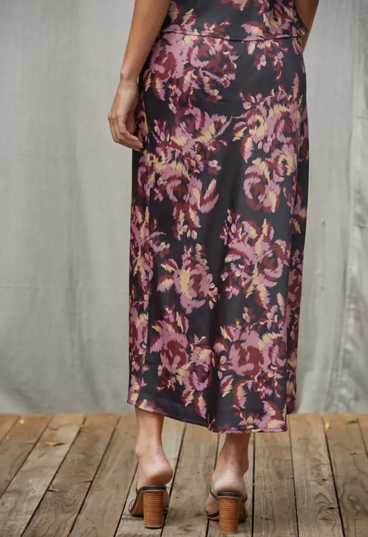 Flonna floral slip skirt