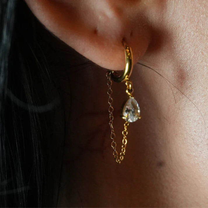 Kazuka Dangle Chain Earings