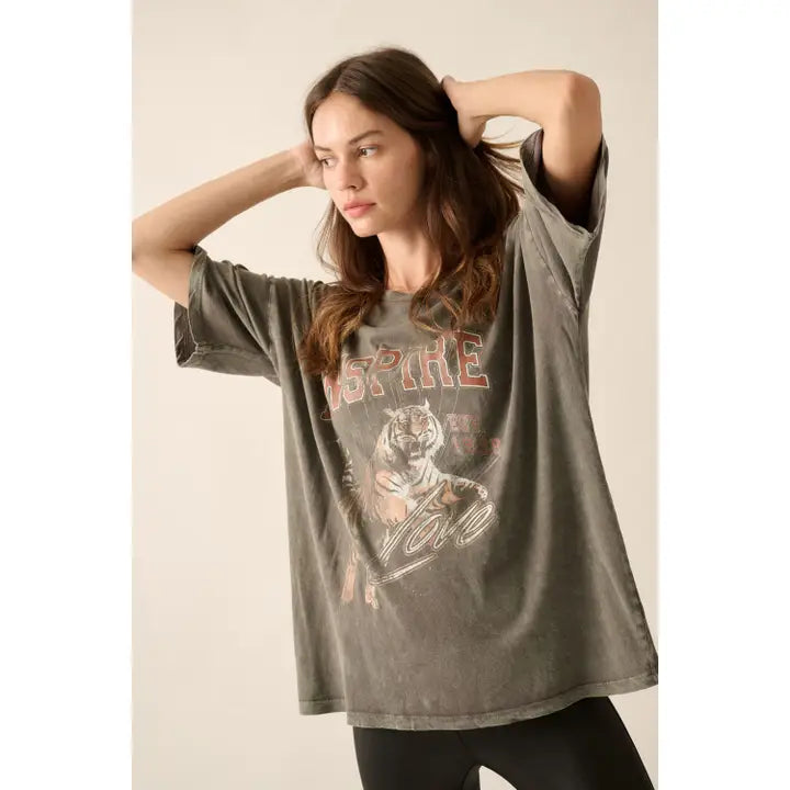 Vintage Tiger Graphic Tee