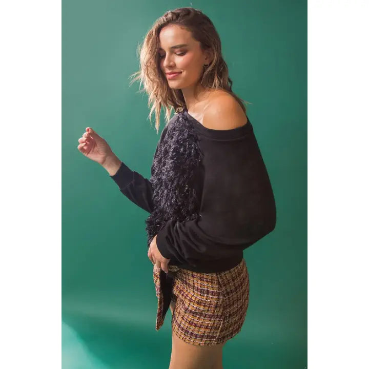 Feathy Sweater Black